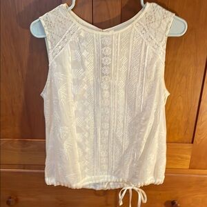 Elegant White Sleeveless Top